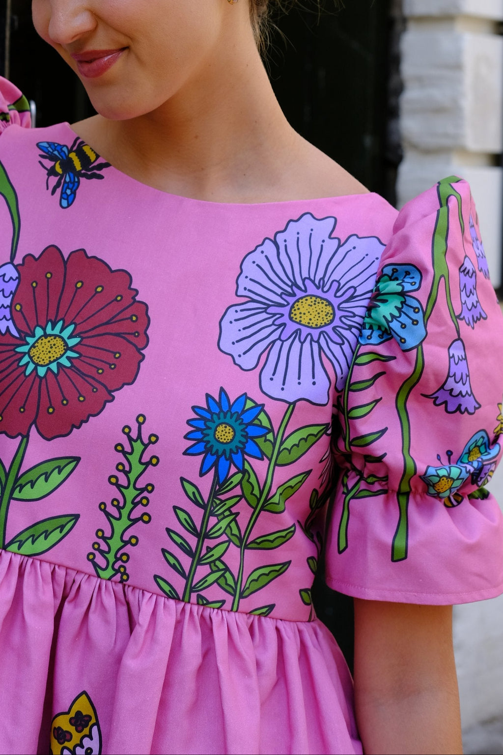 Erté (short) in Pink Midsummer Meadow