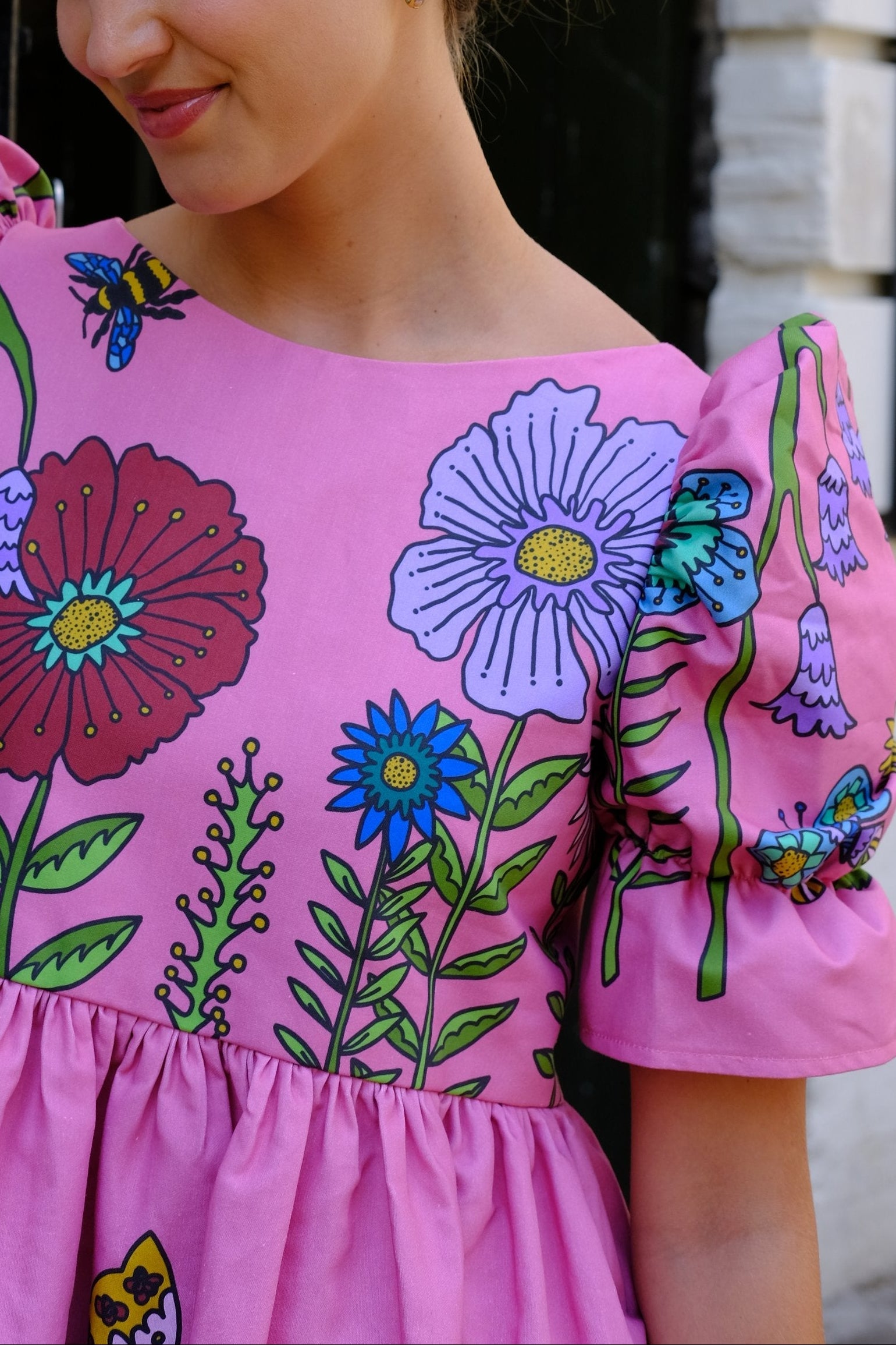 Erté (short) in Pink Midsummer Meadow