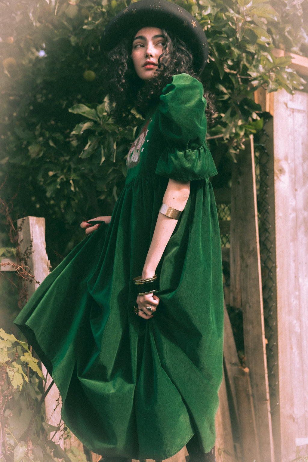 Quentin in Emerald Velvet ft. Magic Mushrooms