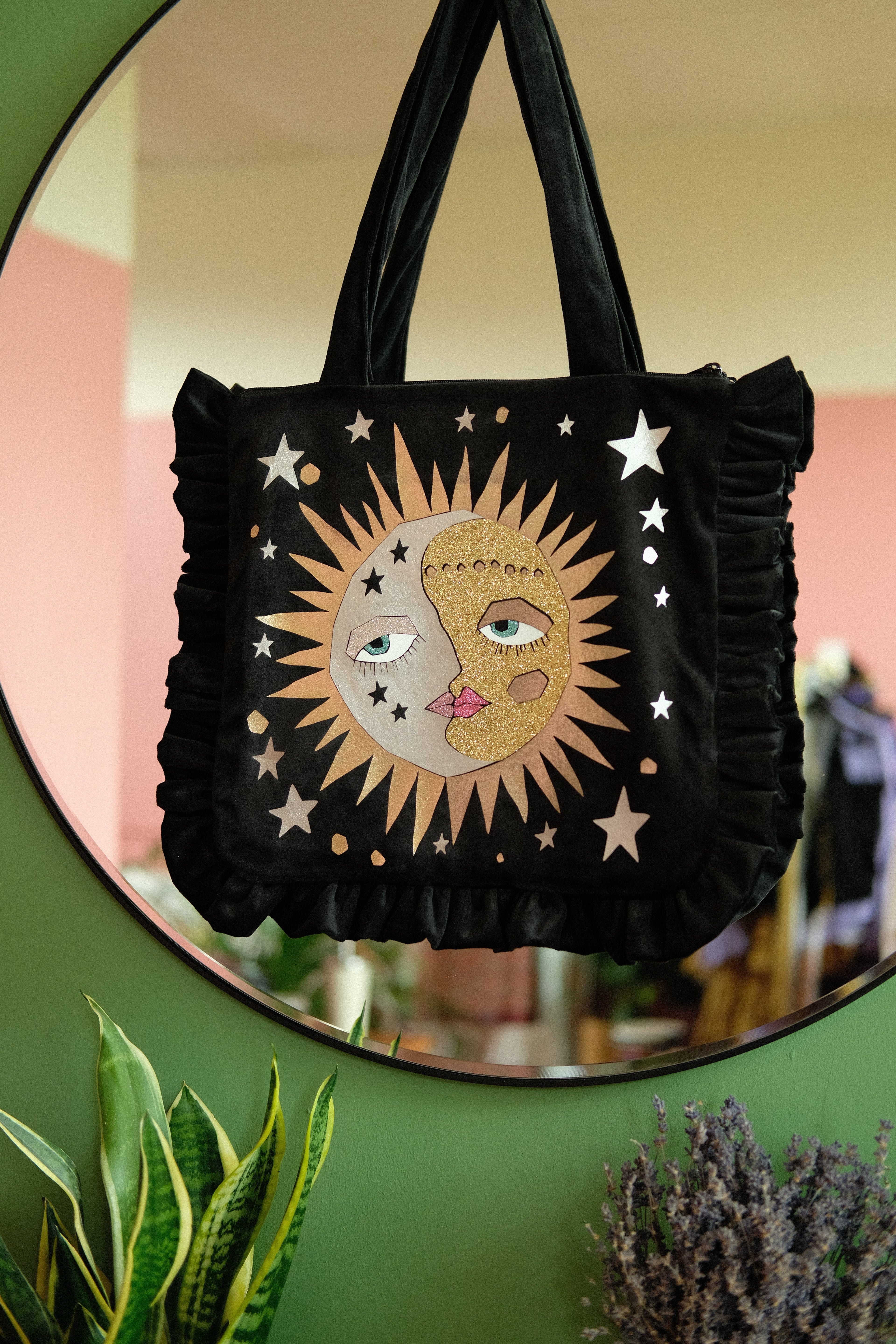 Archive Eclipse Velvet Bag