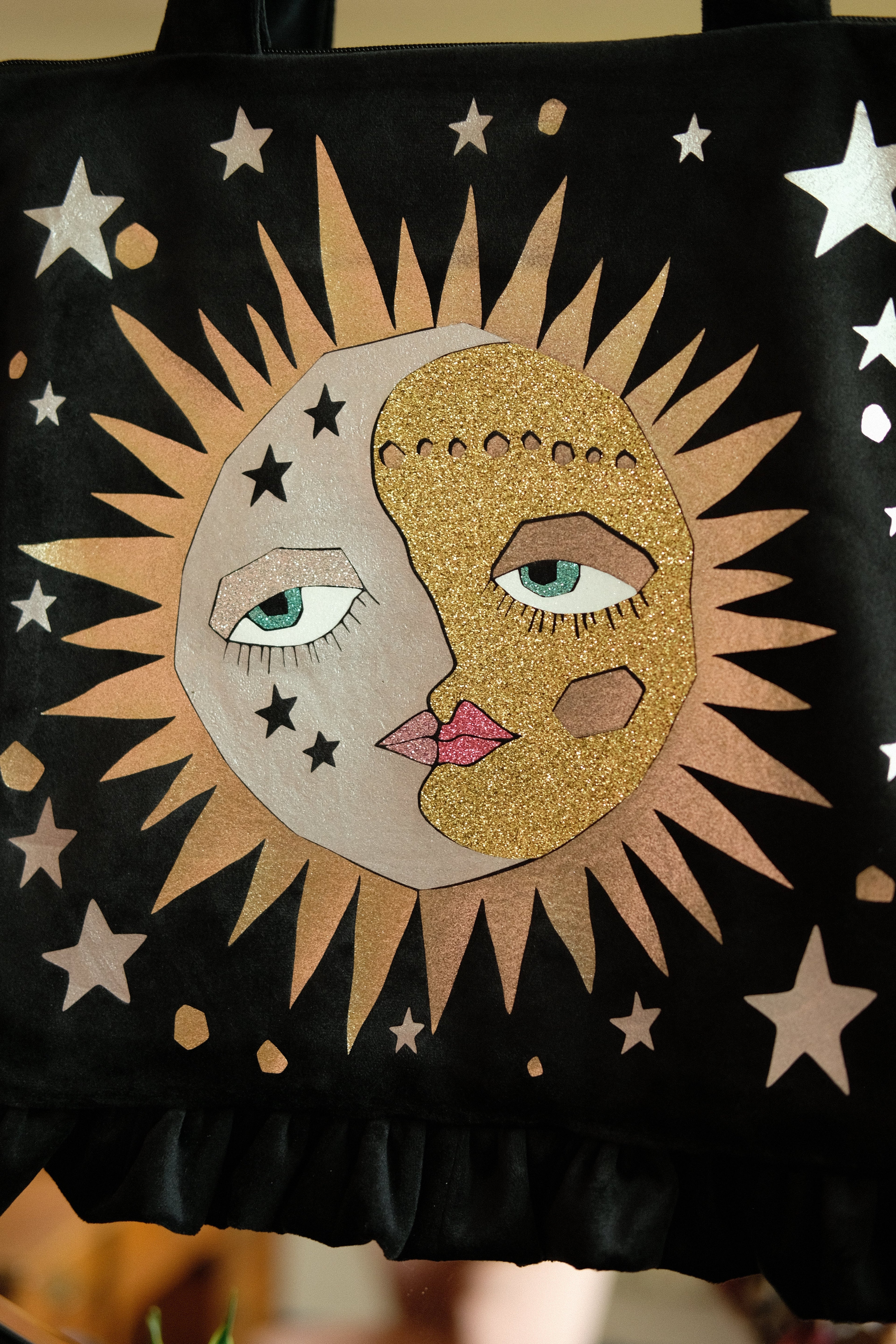 Archive Eclipse Velvet Bag
