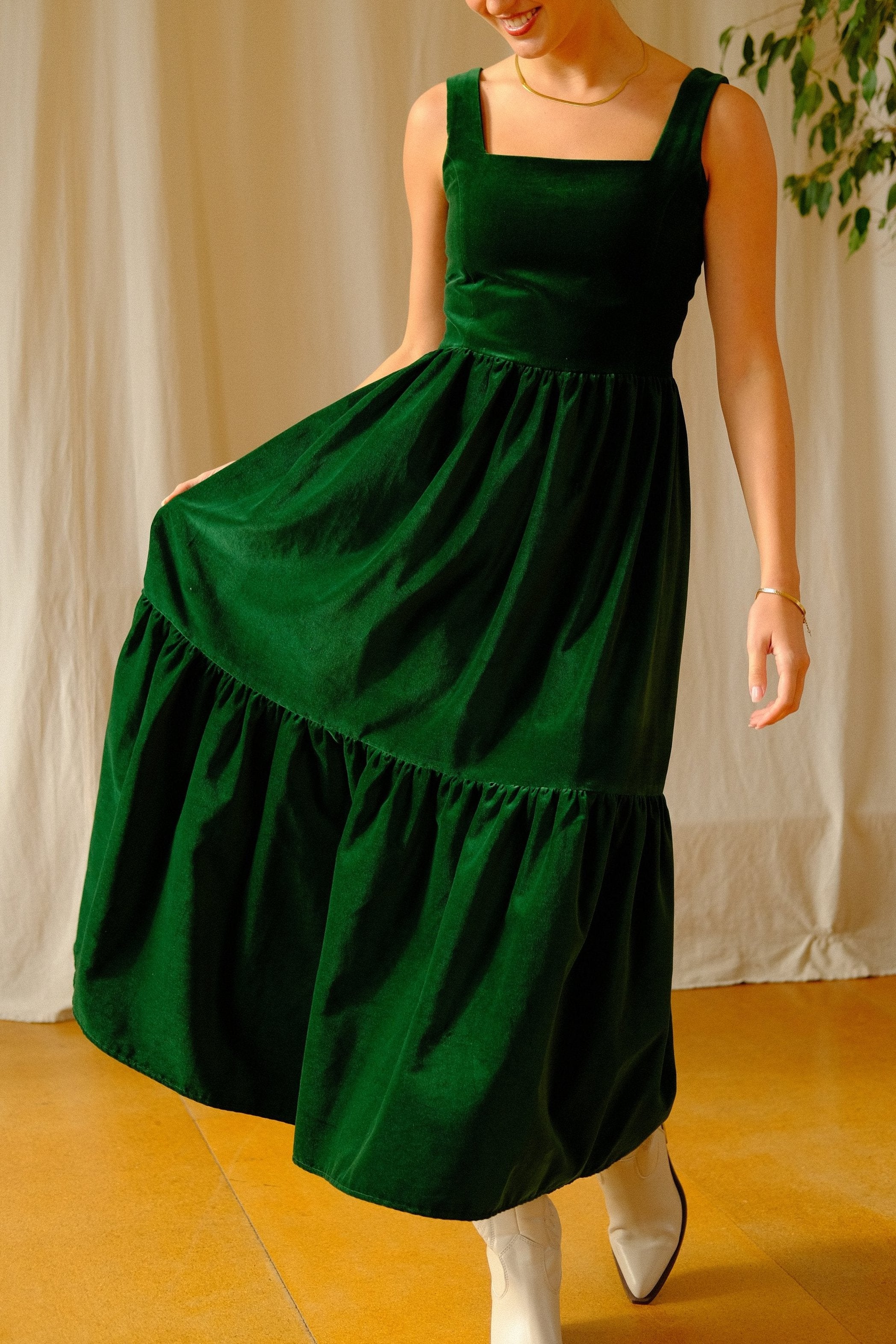 Angeline in Forest Velvet