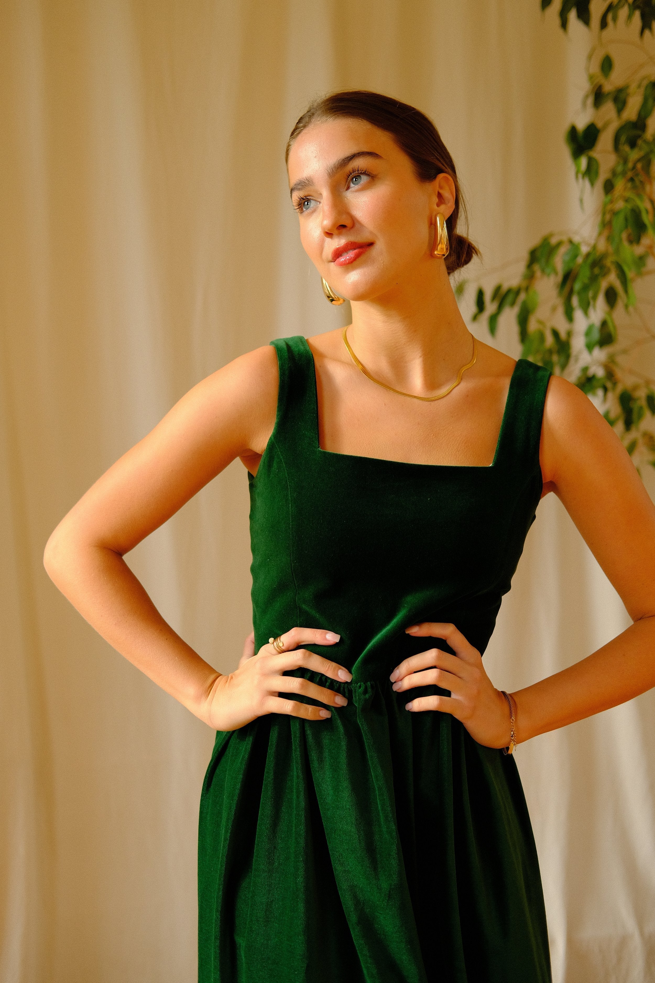 Angeline in Forest Velvet