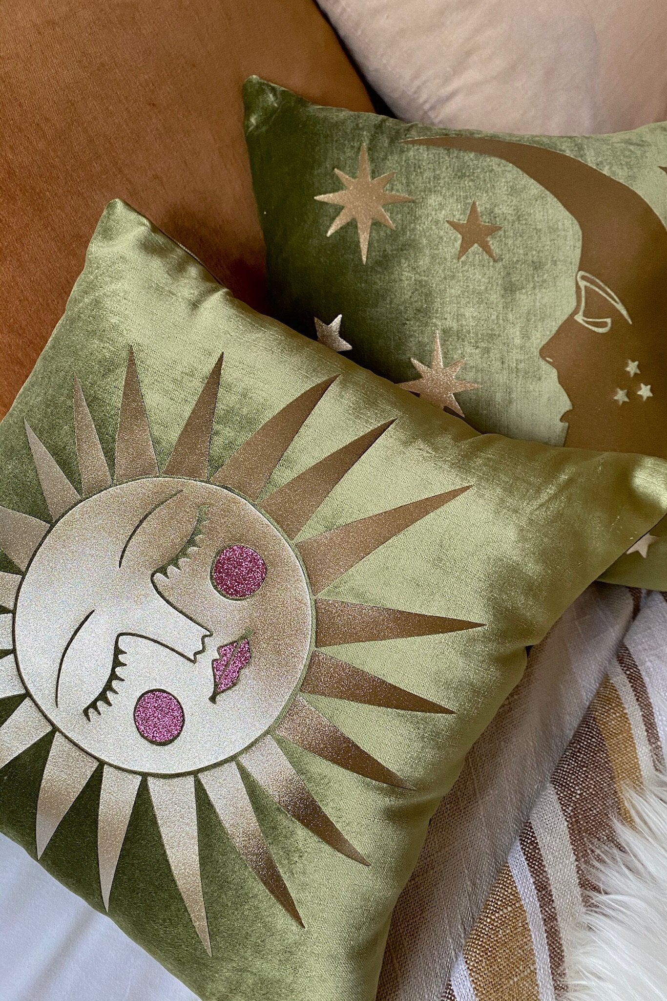 Moss Velvet Asteria Cushion Cover