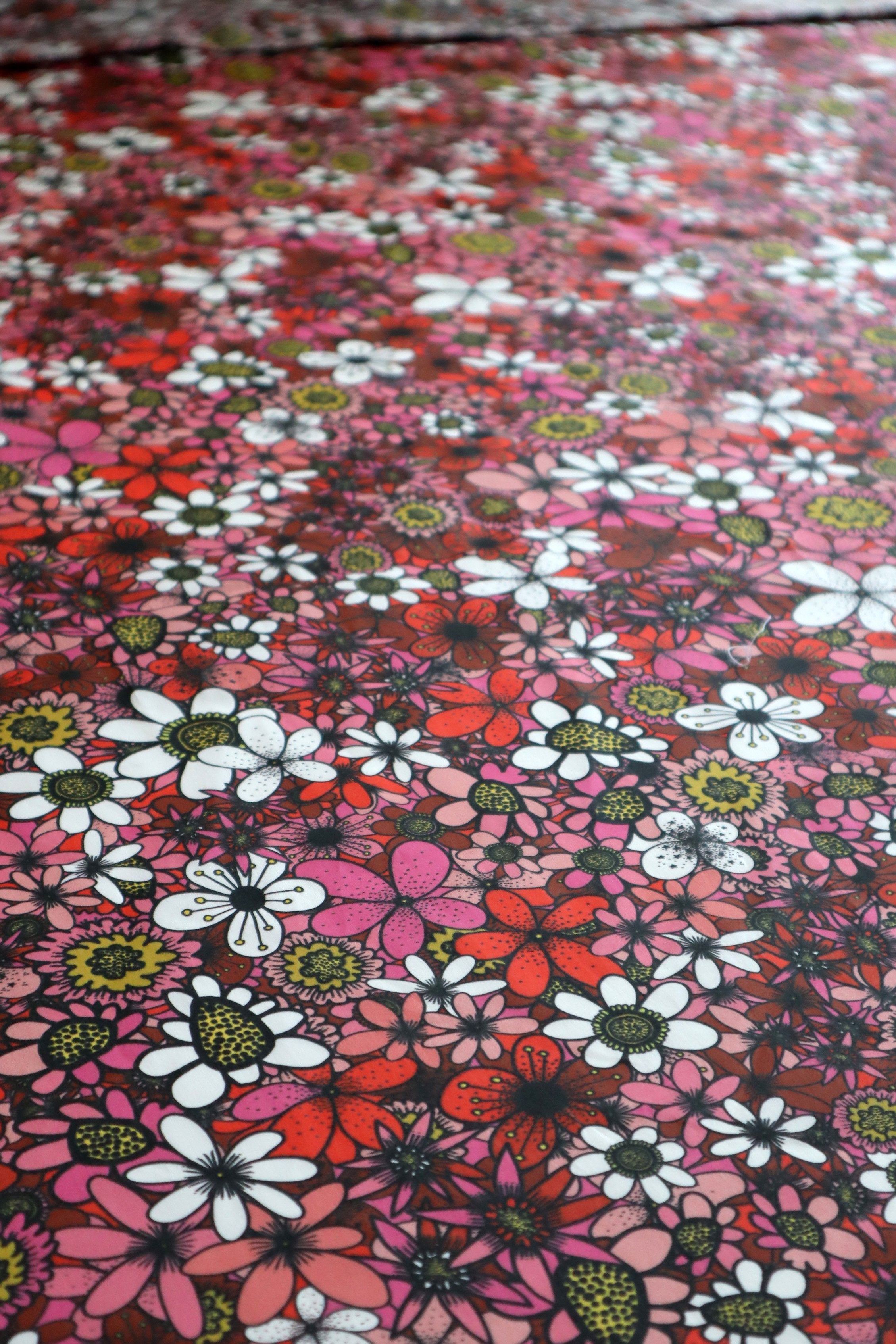Sunday Morning Pink/Red 100% Organic Cotton Sateen (per meter)