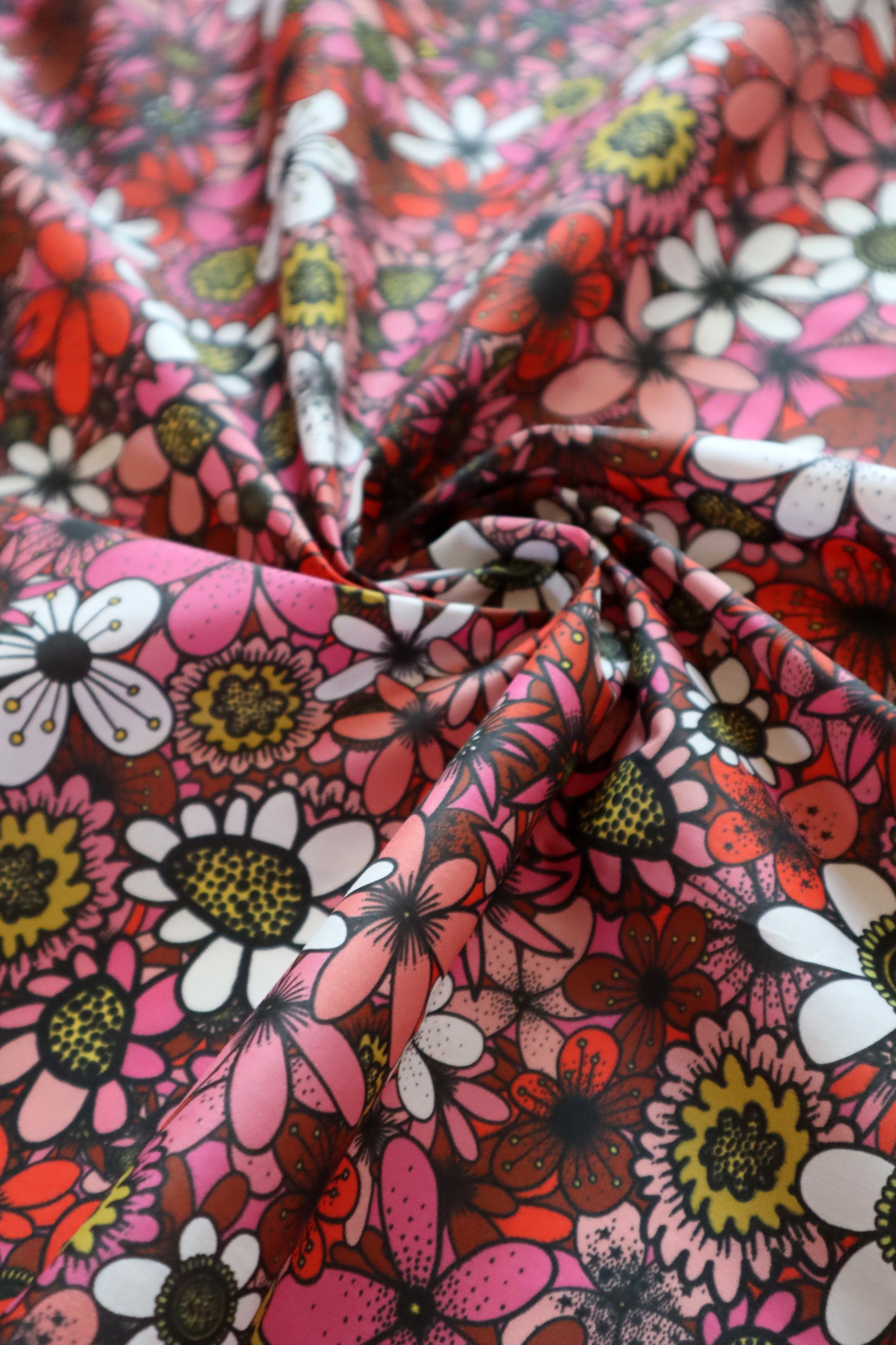 Sunday Morning Pink/Red 100% Organic Cotton Sateen (per meter)