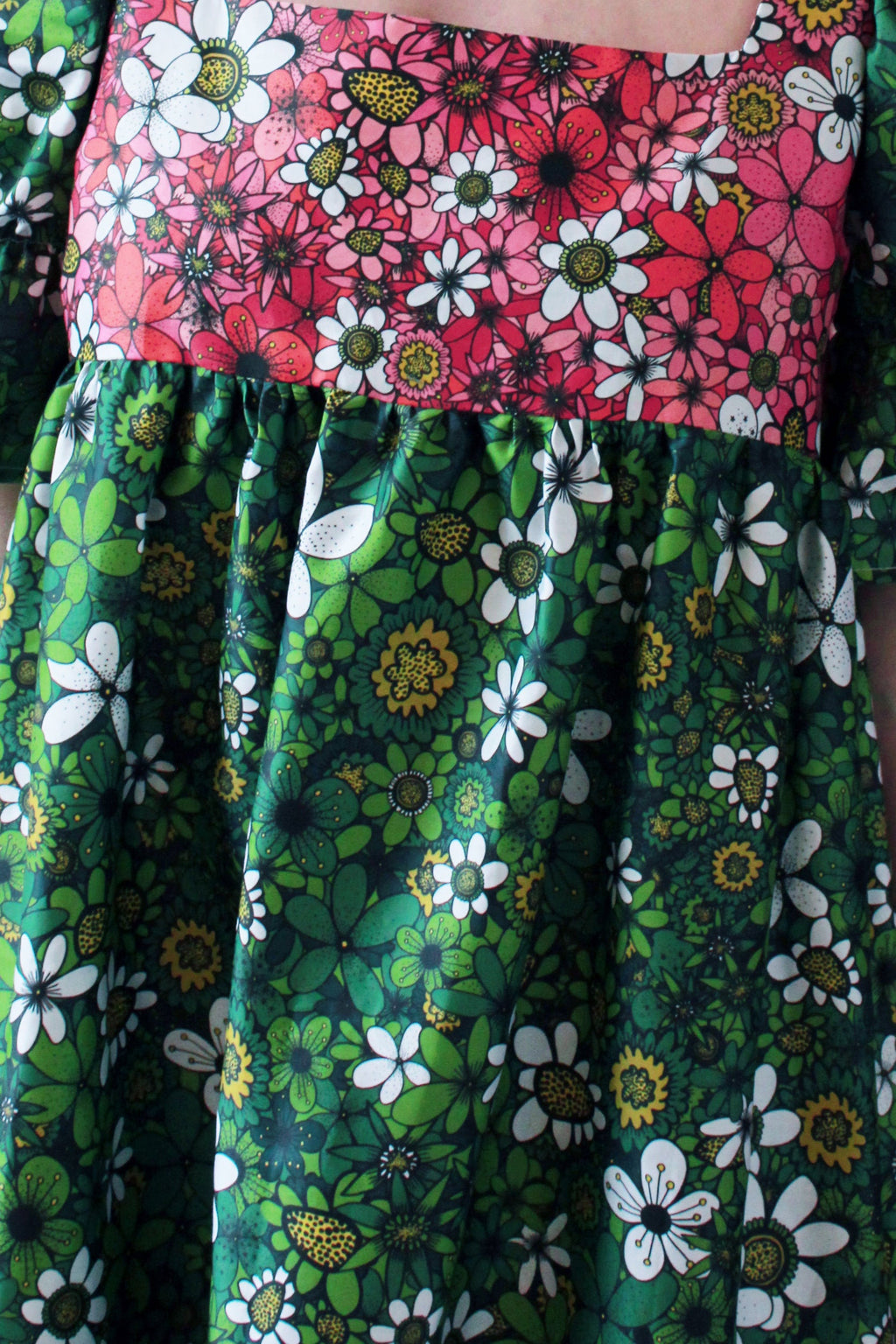 Zelda in Day Tripper Pink & Green