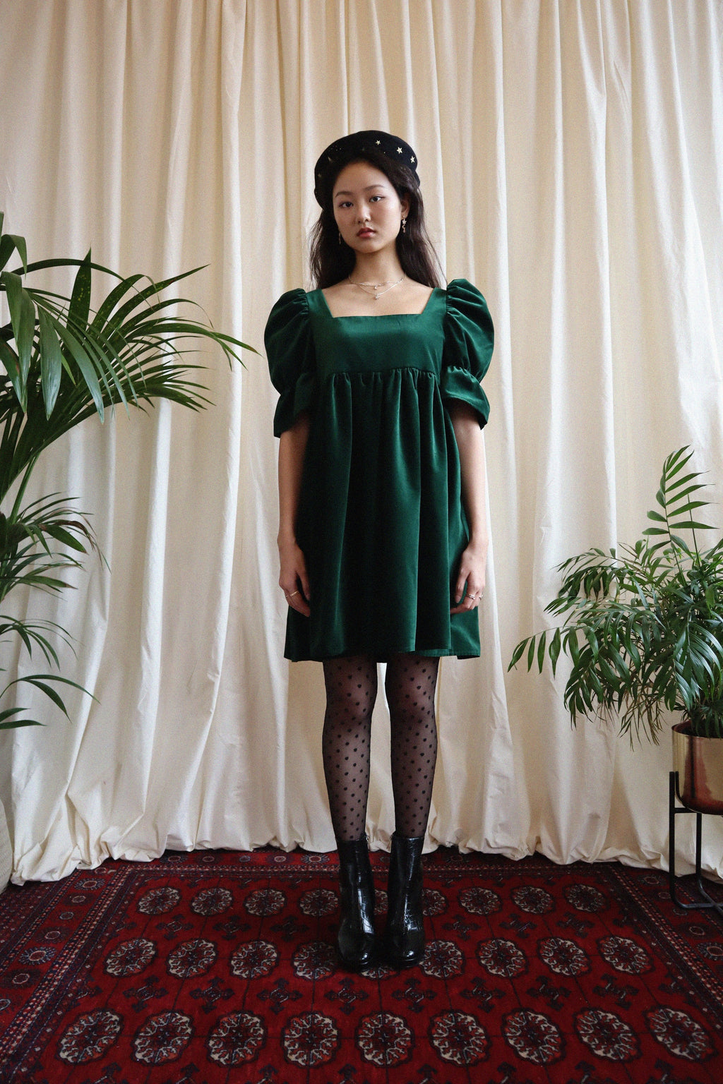 Juliet in Forest Velvet
