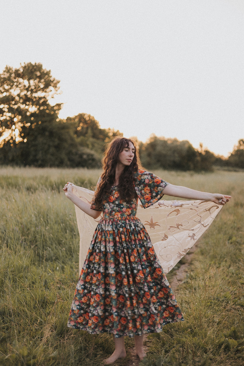 Studio Sale: Morwenna in Painted Roses - Size C - Photo Shoot Sample