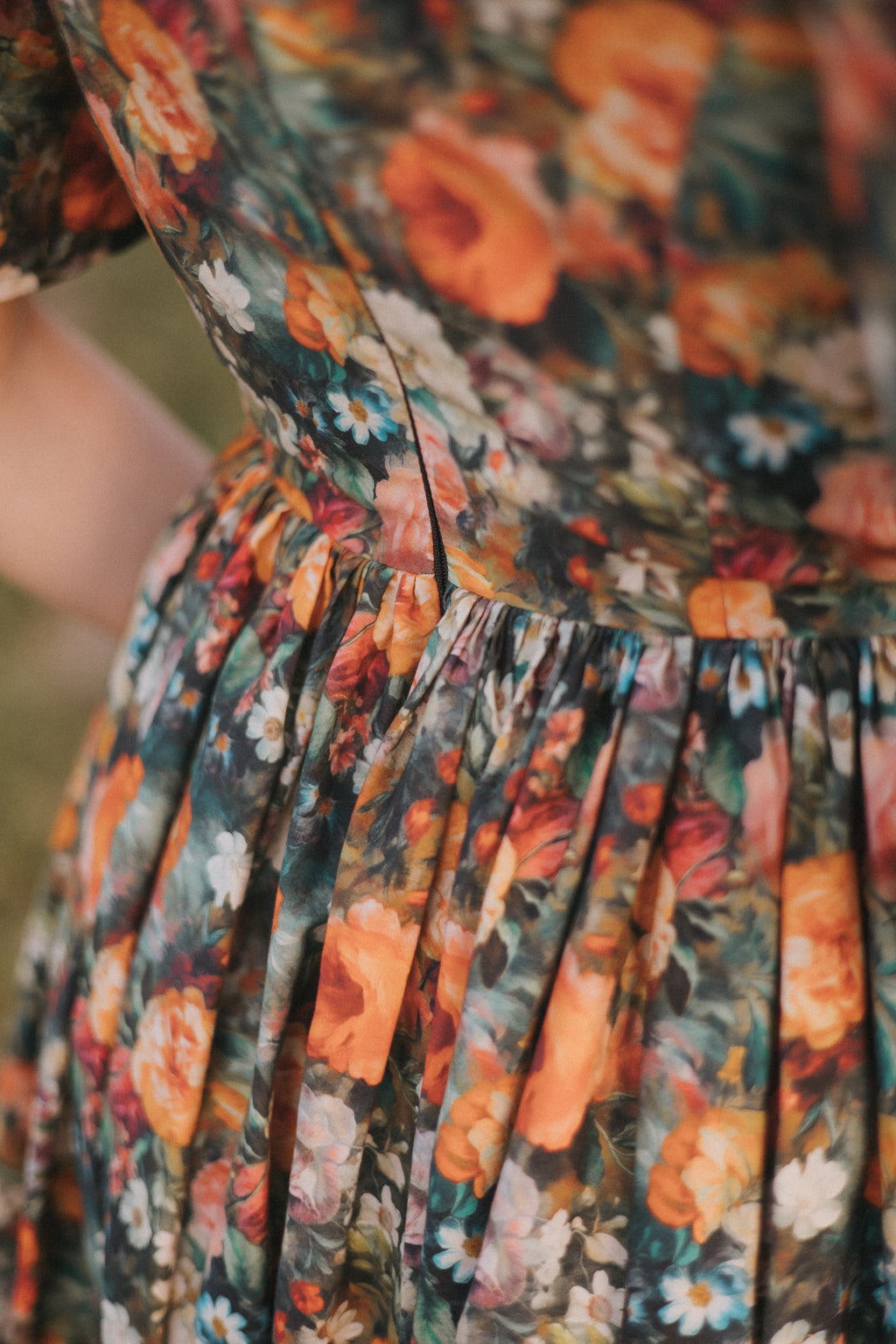 Studio Sale: Morwenna in Painted Roses - Size C - Photo Shoot Sample