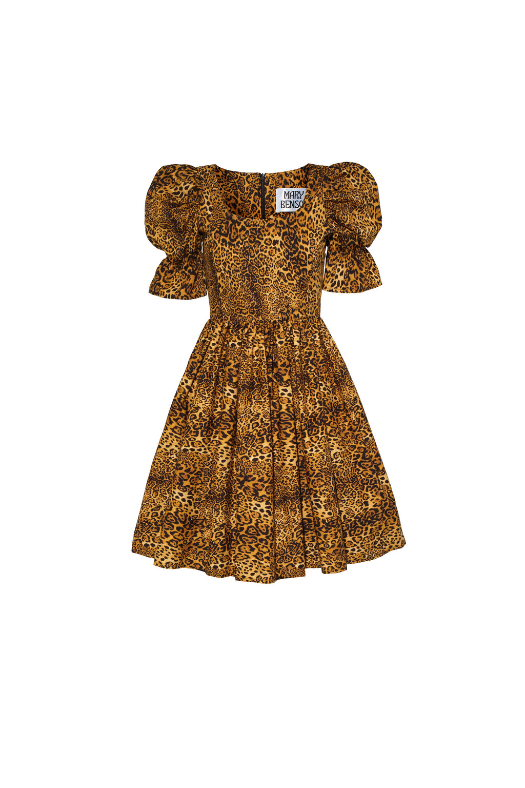 Margot (short) in Leopard