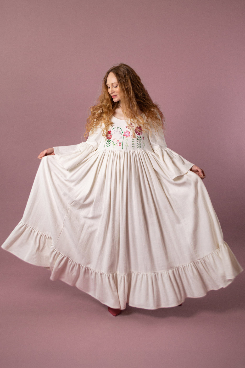 Gaia ft. Midsummer Meadow Appliqué
