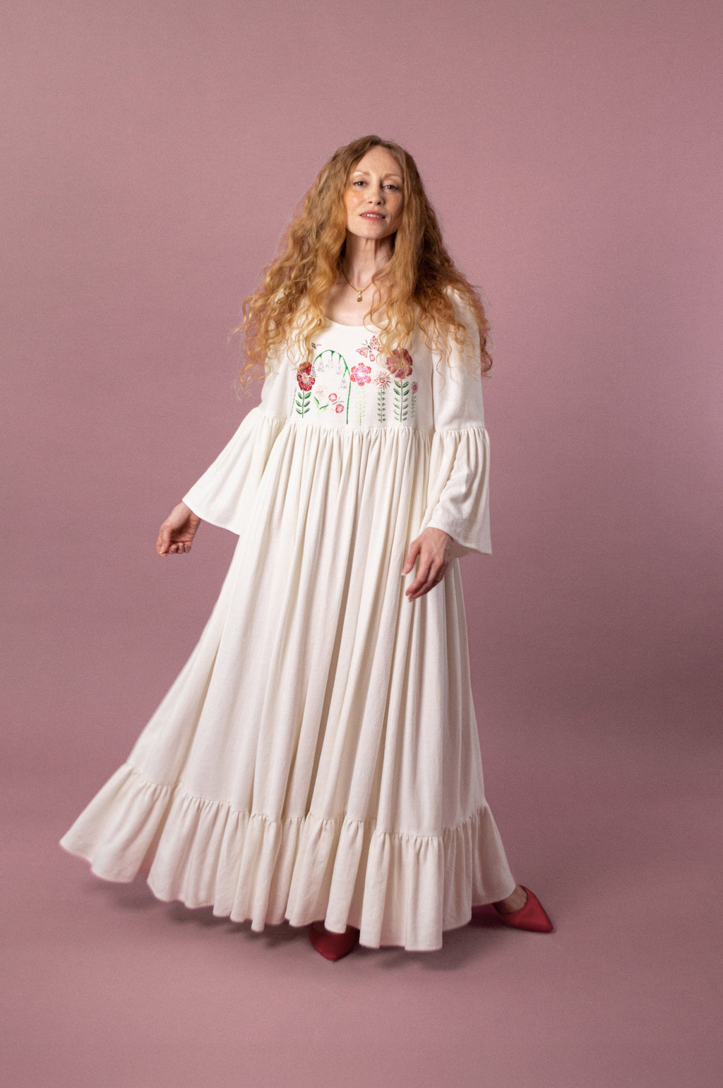 Gaia ft. Midsummer Meadow Appliqué