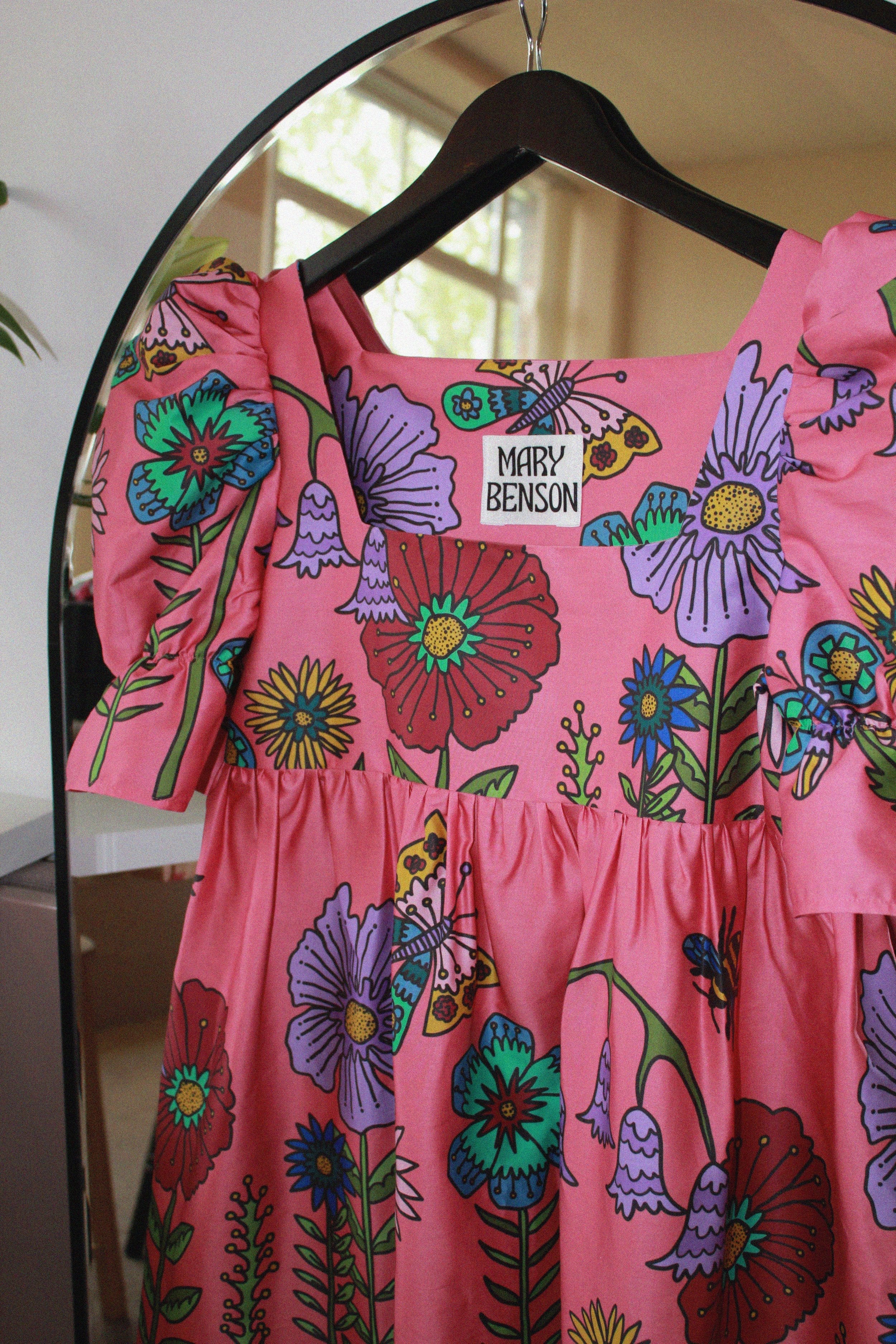 Zelda in Pink Midsummer Meadow (Organic Cotton Sateen)
