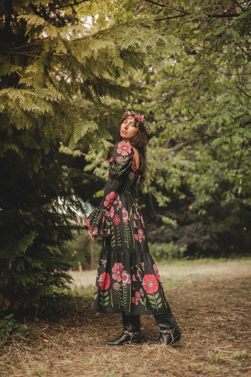 Jolene in Black Midsummer Meadow